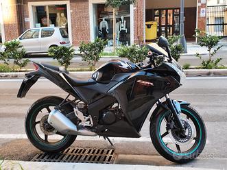 Honda CBR 125 usata in vendita in Sicilia