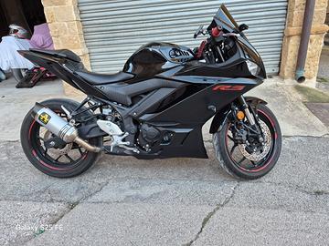 YAMAHA R3 2024