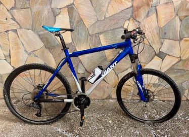 GIANT Montain Bike