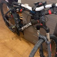 Mountain Bike BTWIN