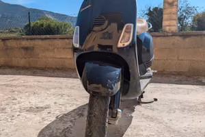 Piaggio Vespa LX 50 4T