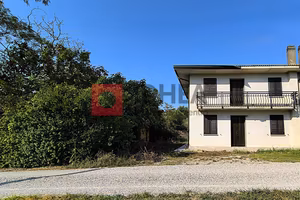 Bifamiliare con 3000 mq di Terreno-RIF. FPSB3