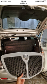 Mascherina anteriore per lancia ypsilon