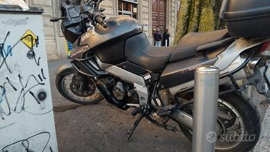 aprilia caponord etv 1000