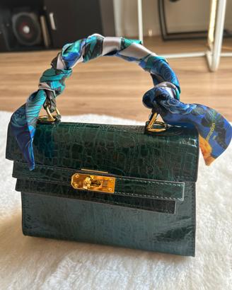 Borsa CUPLE  di alta qualitá verde effetto cocco