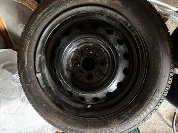 5 cerchi in ferro x pneumatici 175/65 R 14