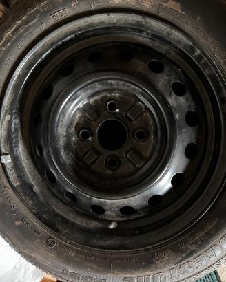 5 cerchi in ferro x pneumatici 175/65 R 14