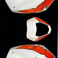 kit plastiche  ktm duke 690