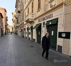 Immobile di 230 m² con 1 locale a Genova