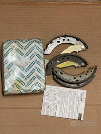 freni posteriori nuovi originali  nissan micra