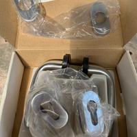 Maniglie porte e finestre