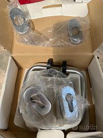 Maniglie porte e finestre