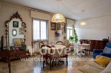 Appartamento di 131 m² con 4 locali e box auto a B