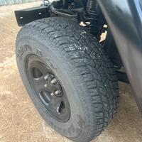 cerchi e gomme jeep