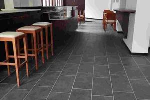 Immobile uso commerciale