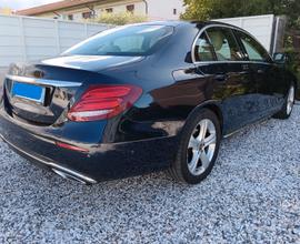 MERCEDES Classe E (W/S213) - 2018