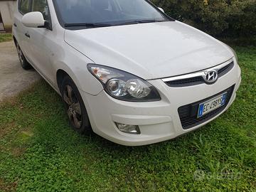 HYUNDAI i30 - 2010