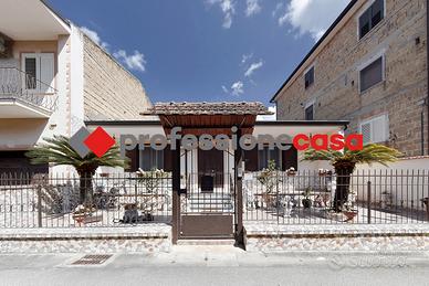 Casa Indipendente San Nicola la Strada