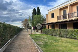 VILLA SINGOLA A MANFREDONIA