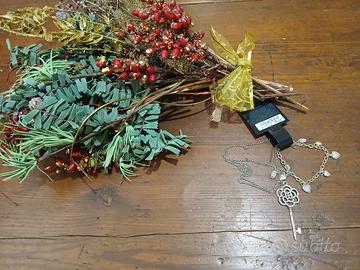 Collana e braccialetto con cuoricini