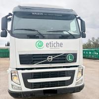 Volvo fh6xr-k tre assi scarrabile