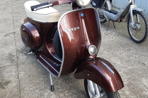 Vespa piaggio primavera coca cola