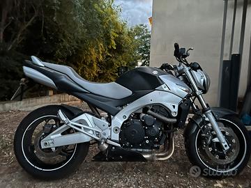 Suzuki Gsr 600