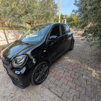 smart Forfour pacchetto Brabus