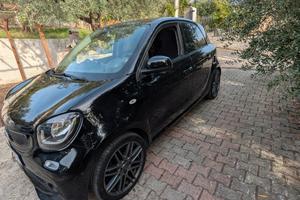 smart Forfour pacchetto Brabus