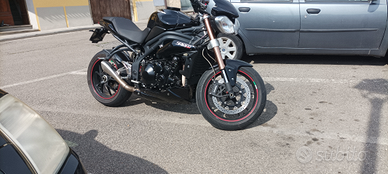 Triumph Speed triple anno 2011