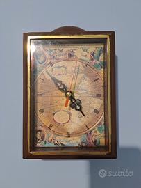 Orologio da muro vintage con cassetta portachiavi