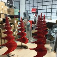 Alberi di Natale in legno per allestimento vetrine
