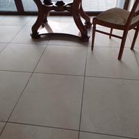 tavolo da pranzo e sedie