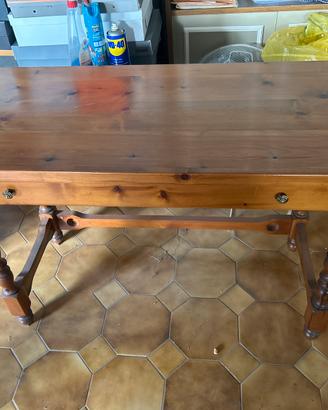 Scrivania retro in legno massello