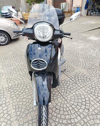 scooter scarabeo 200