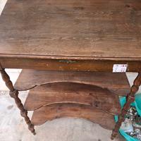 mobile antico in legno