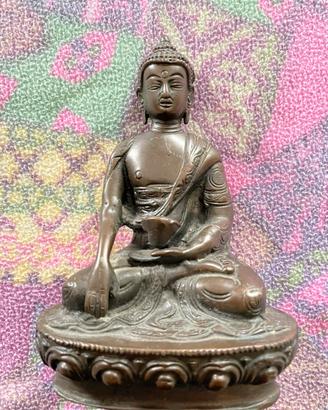 Buddha in bronzo