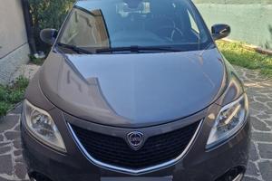 Lancia Ypsilon GPL