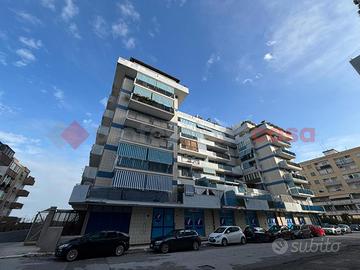 Negozio Bari [LocazionedefanoACG] (S. Girolamo)