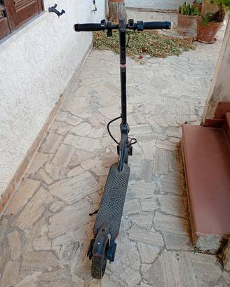 monopattino elettrico teklio