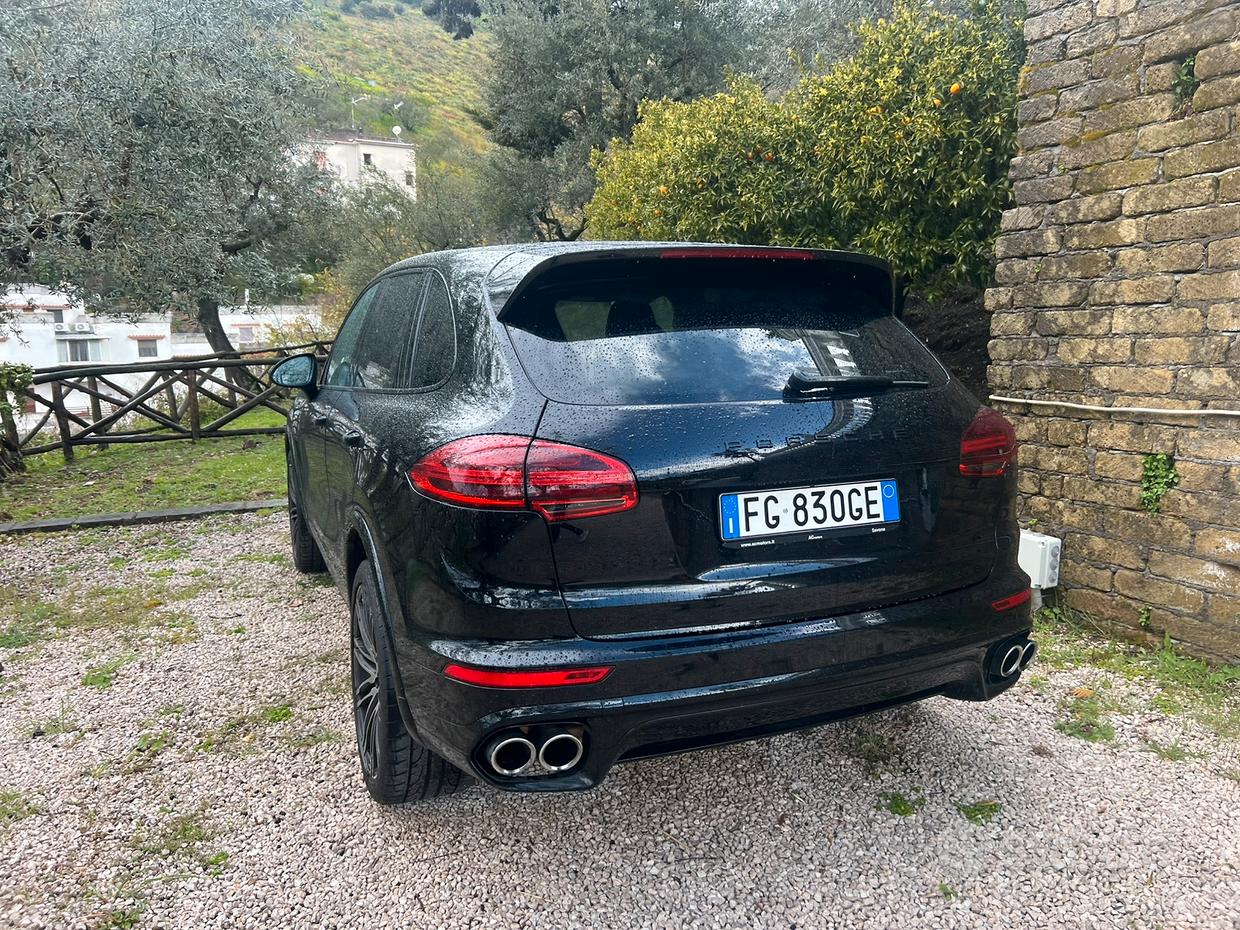 PORSCHE Cayenne 3ªs.'17-->