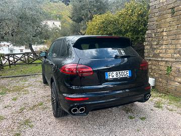 Porsche Cayenne permuta