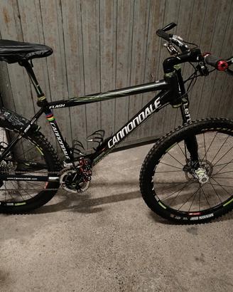 MTB Cannondale Flash factory racing 
