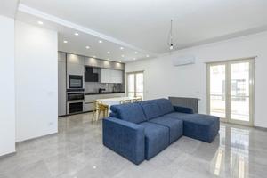 Rif.LA74| appartamento trilocale