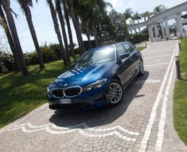 Bmw 318d Touring 150cv Aut. *FULL OPT.* da VETRINA
