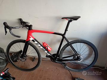 bici da corsa Trek emomda