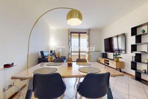 Trilocale seminuovo con garage doppio