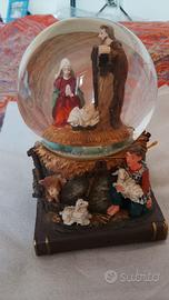 Palla vetro presepe con carillon
