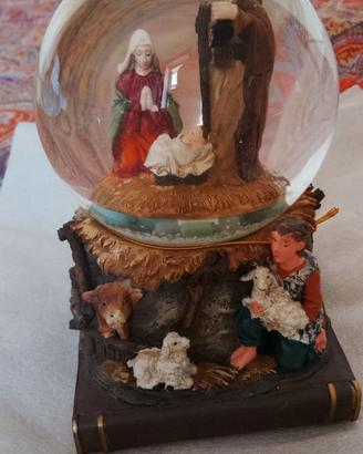 Palla vetro presepe con carillon