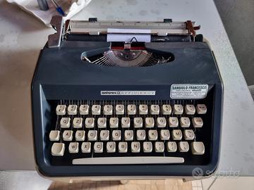 macchina da scrivere  Antares 20 e stereo auto